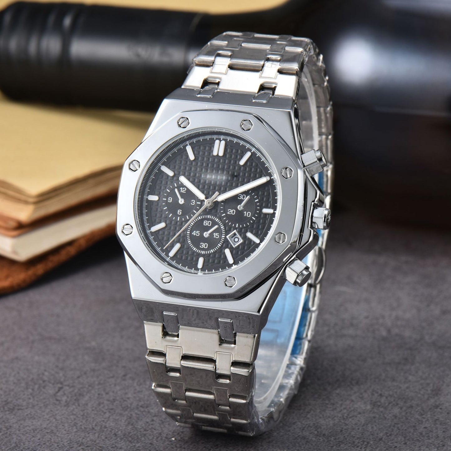 Stainless Steel Calendar Men's A Quartz Watch